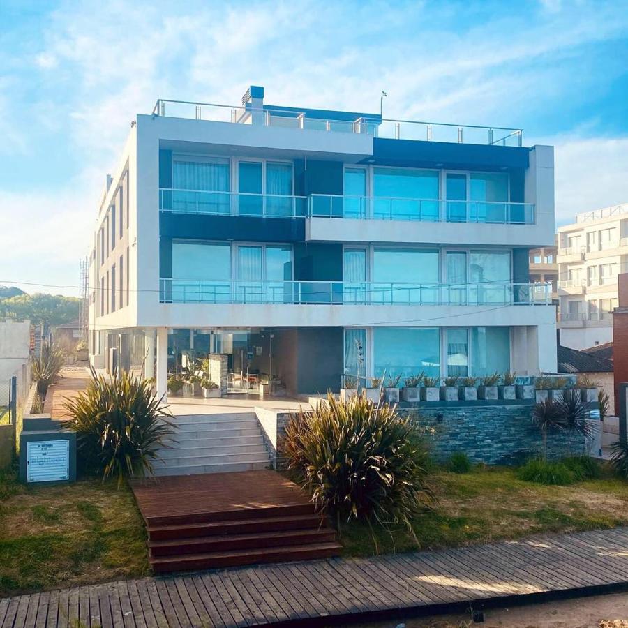 Eighteen Apartments Villa Gesell Eksteriør billede