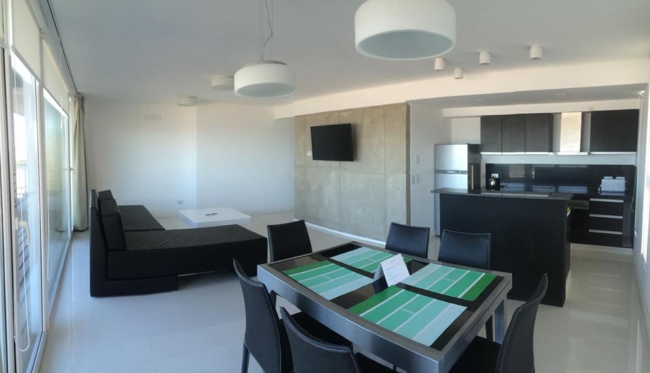 Eighteen Apartments Villa Gesell Eksteriør billede